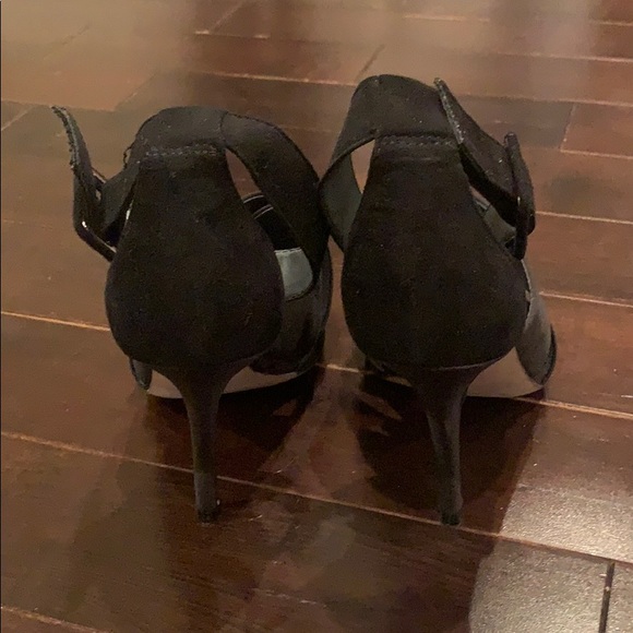 Zara High Heel Sandals. - Picture 2 of 4